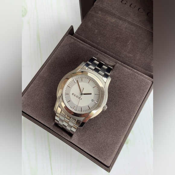 Dressy men’s GUCCI watch 🌟🌟🌟 - Picture 6 of 15